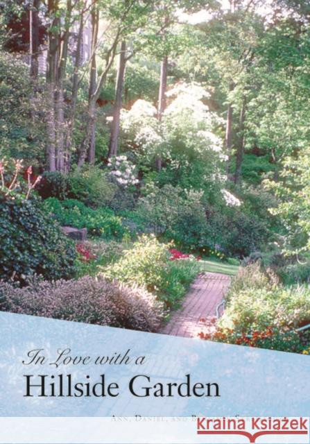 In Love with a Hillside Garden  9780295988573 Not Avail - książka