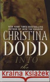 Into the Flame Christina Dodd 9780451224668 Signet Book - książka