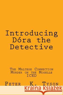 Introducing Dora the Detective Peter K. Tyson 9781500859565 Createspace - książka