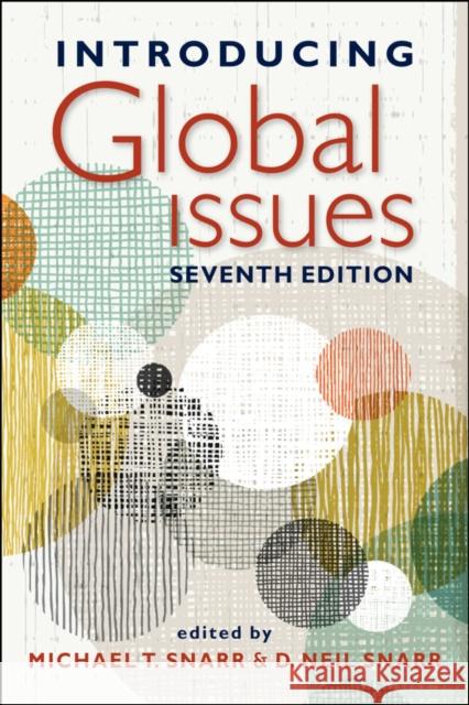 Introducing Global Issues Michael T. Snarr D. Neil Snarr  9781626379671 Lynne Rienner Publishers Inc - książka