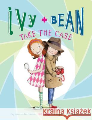 Ivy and Bean Take the Case Barrows, Annie 9781452106991  - książka