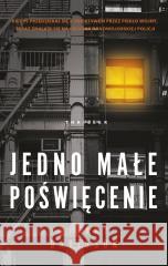 Jedno małe poświęcenie Hilary Davidson 9788328718906 Muza - książka