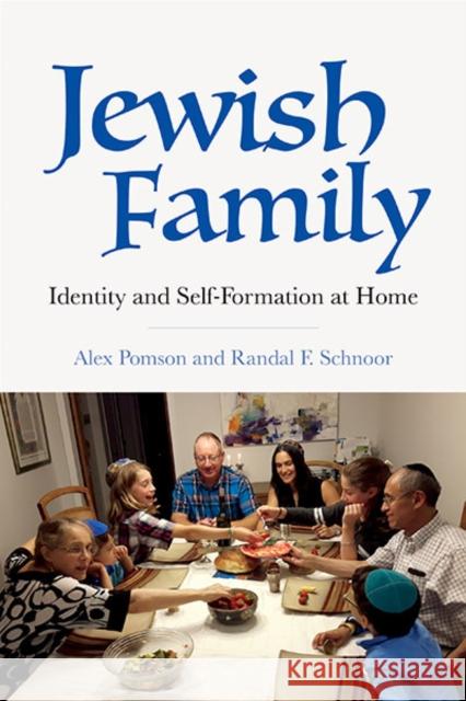 Jewish Family: Identity and Self-Formation at Home  9780253033086 Indiana University Press - książka