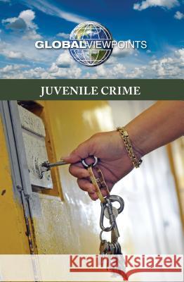 Juvenile Crime Margaret Haerens 9780737764437 Greenhaven Press - książka