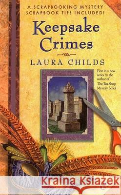 Keepsake Crimes Laura Childs 9780425190746 Berkley Publishing Group - książka