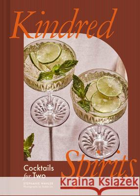 Kindred Spirits: Cocktails for Two  9781797225432 Chronicle Books - książka