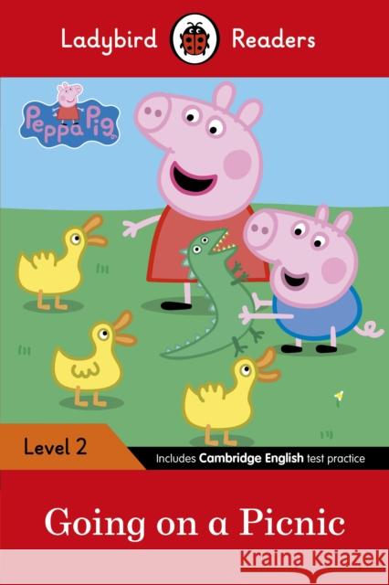 Ladybird Readers Level 2 - Peppa Pig - Going on a Picnic (ELT Graded Reader) Peppa Pig 9780241262214 Ladybird - książka