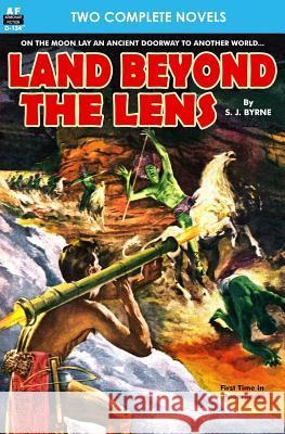 Land Beyond the Lens & Diplomat-at-Arms Laumer, Keith 9781612872155 Armchair Fiction & Music - książka