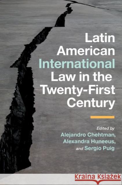 Latin American International Law in the Twenty-First Century  9780197753989 Oxford University Press Inc - książka
