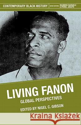 Living Fanon: Global Perspectives Fanon, F. 9780230114975  - książka