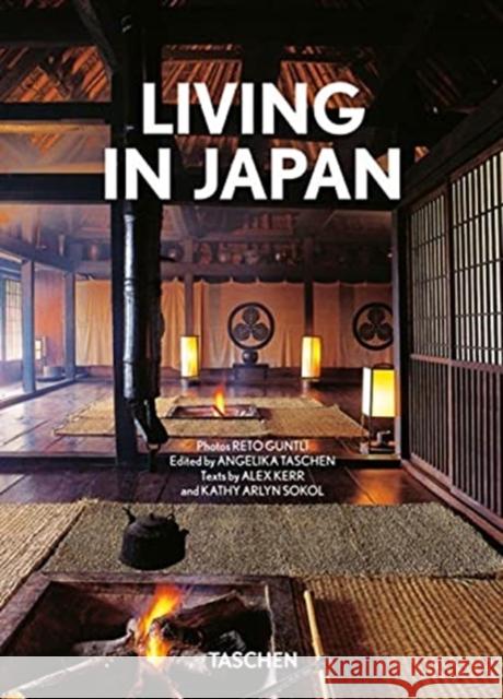 Living in Japan. 40th Ed. Alex Kerr Kathy Arlyn Sokol Angelika Taschen 9783836588430 Taschen GmbH - książka