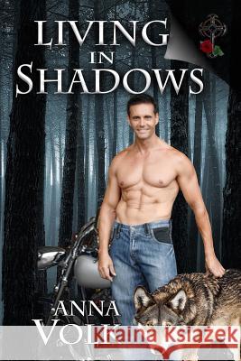 Living in Shadows Anna Volk 9781732374256 DCL Publications, LLC - książka