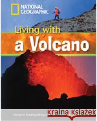 Living With a Volcano : Text in English. Niveau B1 Rob Waring 9781424010783 National Geographic Learning - książka