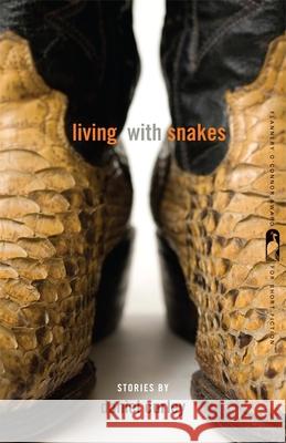 Living with Snakes Daniel Curley 9780820344416 University of Georgia Press - książka