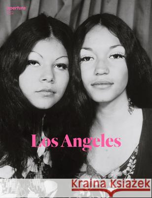 Los Angeles: Aperture 232  9781597114356 Aperture - książka
