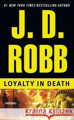 Loyalty in Death J. D. Robb Nora Roberts 9780425171400 Berkley Publishing Group - książka