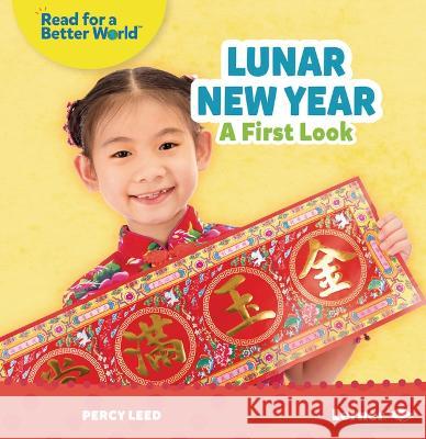 Lunar New Year: A First Look Percy Leed 9781728478920 Lerner Publications (Tm) - książka