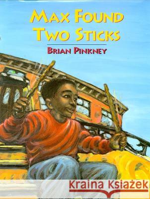 Max Found Two Sticks Brian Pinkney Brian Pinkney 9780689815935 Aladdin Paperbacks - książka