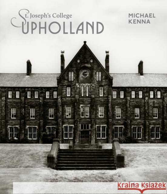 Michael Kenna: St. Josephs College, Upholland Michael Kenna Vin Miles 9783791387758 Prestel - książka