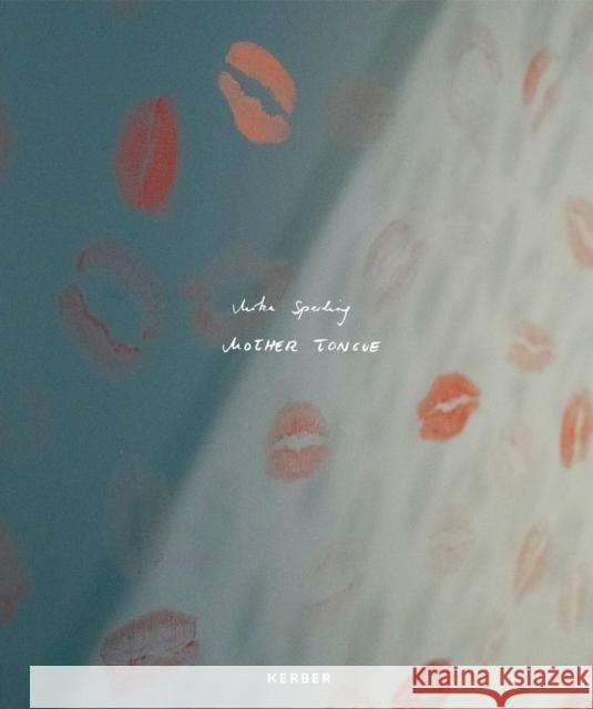 Mika Sperling: Mother Tongue  9783735608208 Kerber Verlag - książka