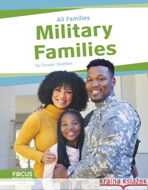 Military Families Connor Stratton 9798889983927 North Star Editions - książka