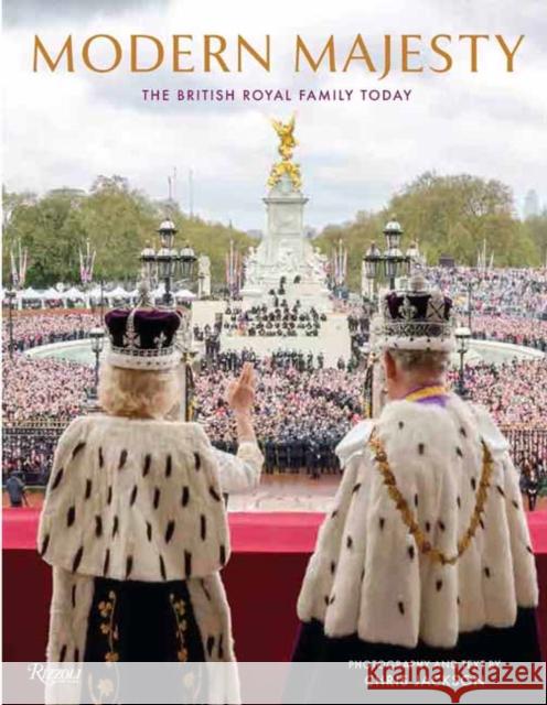 Modern Majesty: The British Royal Family in a New Era Chris Jackson 9780847876402 Rizzoli International Publications - książka