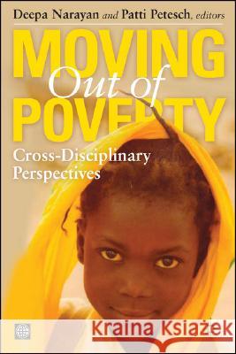 Moving Out of Poverty: Cross-Disciplinary Perspectives on Mobility Narayan, Deepa 9780821371114 World Bank Publications - książka