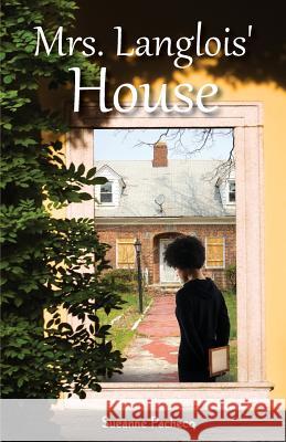 Mrs. Langlois' House Sueanne Pacheco 9781525513923 FriesenPress - książka