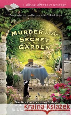 Murder in the Secret Garden Ellery Adams 9780425265611 Berkley Books - książka