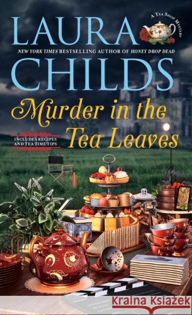 Murder in the Tea Leaves Laura Childs 9780593201008 Berkley Books - książka