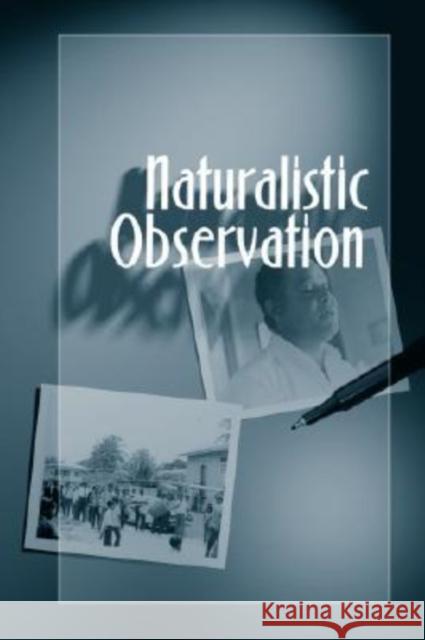 Naturalistic Observation Michael V. Angrosino 9781598740608 Left Coast Press - książka