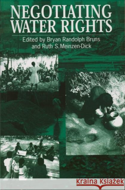 Negotiating Water Rights Bryan Randolph Bruns Ruth Meinzen-Dick 9781853394843 Practical Action - książka