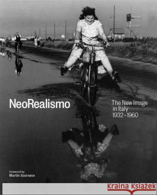 Neorealismo: The New Image in Italy 1932-1960 Vigano, Enrica 9783791357690 Prestel - książka