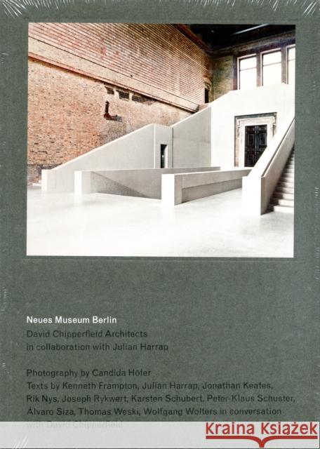 Neues Museum, Berlin Joseph Rykwert Kenneth Frampton Alvaro Siza 9783865607041 Walther Konig, Cologne - książka