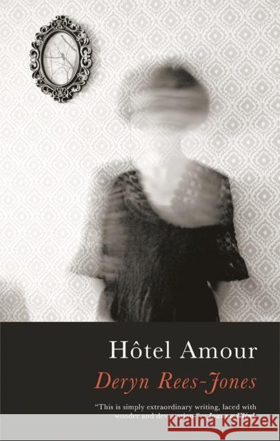 Hotel Amour