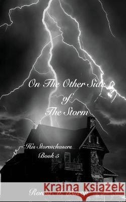 On The Other Side of The Storm Ronna M. Bacon 9781989699041 Ronna Bacon - książka