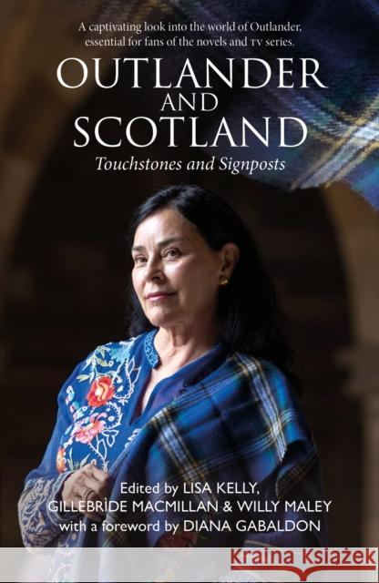 Outlander and Scotland: Touchstones and Signposts Gillebride MacMillan 9781804252048 Luath Press Ltd - książka