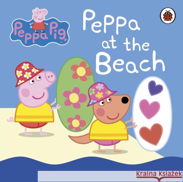 Peppa Pig: Peppa at the Beach Ladybird|||Peppa Pig 9780241347034 Penguin Random House Children's UK - książka