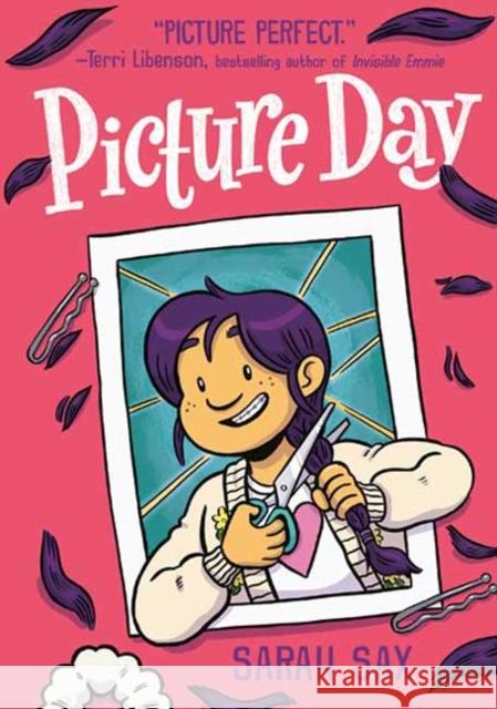 Picture Day: (A Graphic Novel) Sarah Sax 9780593306871 Random House USA Inc - książka