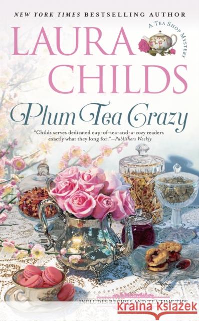 Plum Tea Crazy: #19 In The Tea Shop Mystery Series Laura Childs 9780451489616 Penguin Putnam Inc - książka