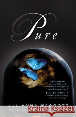 Pure Julianna Baggott 9781455503056 Grand Central Publishing - książka