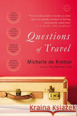 Questions of Travel Michelle d 9780316219235 Back Bay Books - książka