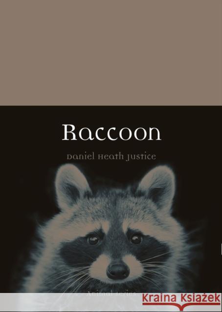 Raccoon Daniel Heath Justice 9781789144246 Reaktion Books - książka