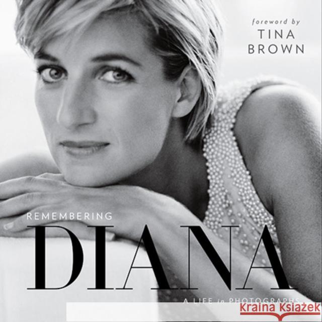 Remembering Diana: A Life in Photographs National Geographic 9781426218538 National Geographic Society - książka