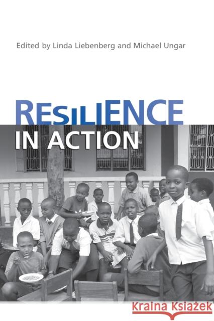 Resilience in Action Linda Liebenberg 9780802094711  - książka