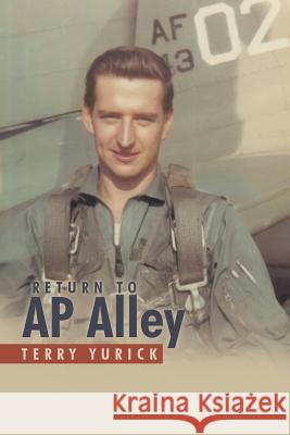 Return to AP Alley Terry Yurick 9781483480473 Lulu.com - książka