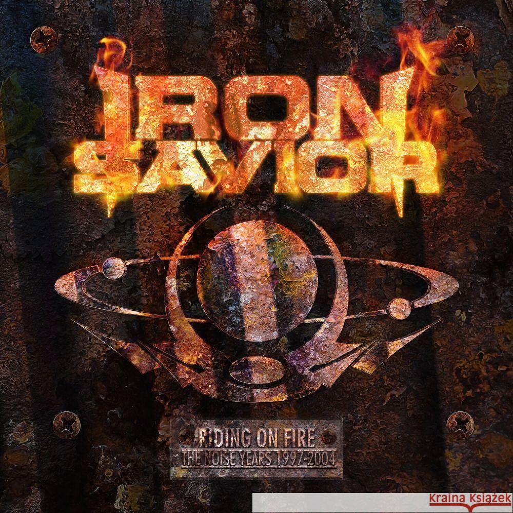 Riding On Fire-The Noise Years 1997-2004, 6 Audio-CD Iron Savior 5013929022263 Plastic Head - książka