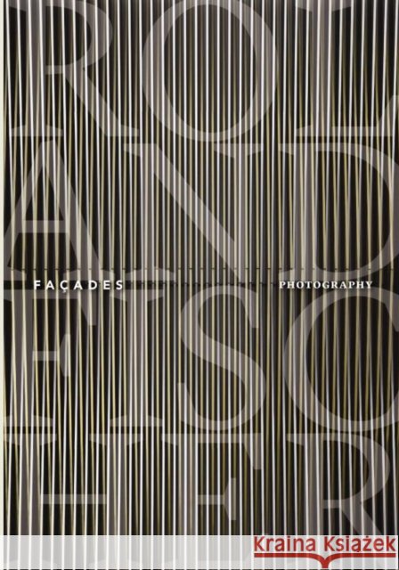 Roland Fischer: Façades Giloy-Hirtz, Petra 9783777423142 Hirmer Publishers - książka