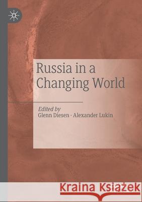 Russia in a Changing World  9789811518973 Springer Singapore - książka