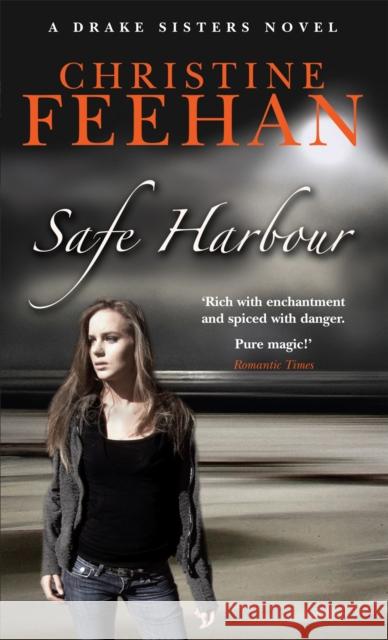 Safe Harbour: Number 5 in series Christine Feehan 9780749939069 Little, Brown Book Group - książka